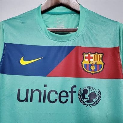 Ретро футболка Барселона на выезде 2010-2011