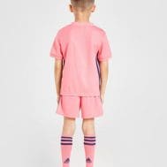 Розовая детская форма Реал Мадрид regbnm