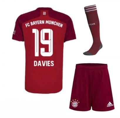 Футбольная форма Дейвис 19 Бавария Мюнхен 2022 с гетрами