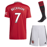 Детская форма Бекхэм 7 Манчестер Юнайтед 2023 года с гетрами