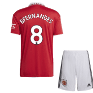 Футбольная форма Фернандеш Манчестер Юнайтед 2023 года