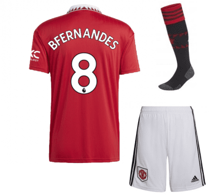 Детская форма Фернандеш 8 Манчестер Юнайтед 2023 года с гетрами