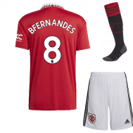 Футбольная форма Фернандеш Манчестер Юнайтед 2023 года с гетрами