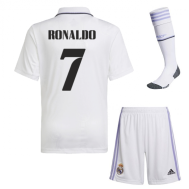 Детская форма Реал Мадрид 2023 года Роналду 7 с гетрами