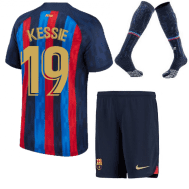 Футбольная форма Кессье Барселона 2023 года с гетрами
