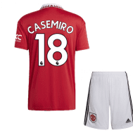Детская футбольная форма Каземиро 18 Манчестер Юнайтед 2023 года