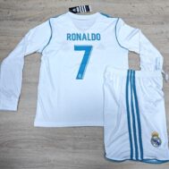 Детская ретро форма Реал Мадрид 2017 - 2018 Роналду длинный рукав